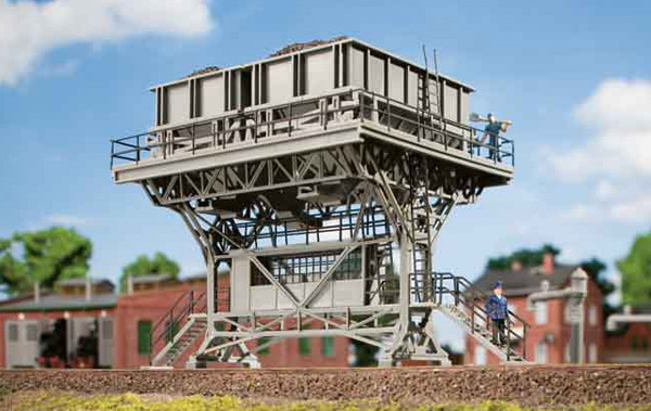 Large coaling station<br /><a href='images/pictures/Auhagen/13323.jpg' target='_blank'>Full size image</a>
